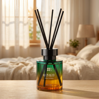 Diffuseur d'ambiance en verre dégradé parfum gardénia, vente en gros directe usine, diffuseur à bâtonnets personnalisé avec logo pour la maison