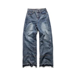 กางเกงยีนส์ผู้ชายทรงโอเวอร์ไซส์ ขอบดิบ แต่งโลโก้ตามสั่ง คุณภาพสูง ผ้าเดนิมหนา ทรงขากระบอกใหญ่ ขายส่ง - Product Image 5