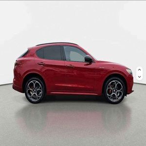 Alfa Romeo <span class=keywords><strong>Stelvio</strong></span> Ti SUV d'occasion en excellent état - Product Image 5