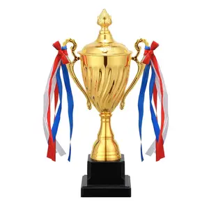 Guangzhou barato al por mayor precio de fábrica campeones copas de trofeos de metal premio de METAL personalizado fútbol trofeos de oro