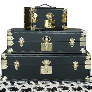 Ensemble de 7 valises en bois, coffres de rangement, valises en cuir, style russe, pour fêtes d'anniversaire et mariages - Product Image 2