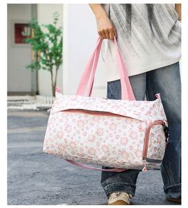 Wholesales Factory Custom Logo Print Women's Fitness Sports Duffel Gym <b>Bags</b> for Women Men <b>Travel</b> <b>Bag</b> With Adjustable Strap - Product Image 6