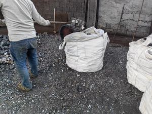 Prezzo Competitivo su Ferromanganese di Tutti i Gradi per Acciaio Legato, Uso Industriale, Marca Minmetals da Hebei - Product Image 3