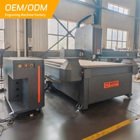 Machine de découpe CNC 1325 pour le bois, l'acrylique, le PVC, le MDF, le PCB, le panneau de fibres, le contreplaqué, le plastique, l'industrie de la publicité et du mobilier, fournie par l'usine