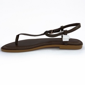 Sandales plates à brides en T pour femmes, vente en gros, nouvelle tendance mode <span class=keywords><strong>2020</strong></span>, été, printemps, hiver, décontractées, élégantes, dessus en PVC Grecca - Product Image 3