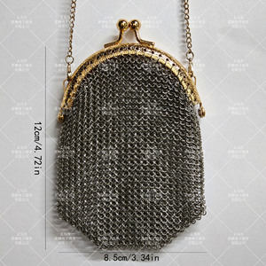 พวงกุญแจ LED ลายการ์ตูนอังกฤษยุค 1920 ทำมือ พร้อมคุณสมบัติความปลอดภัย รูปแบบตุ๊กตา หล่อจากทองแดง - Product Image 3