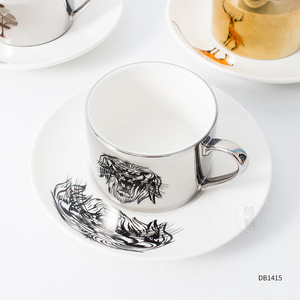 Ensemble tasse à café en céramique de luxe avec soucoupe, motif cerf doré et tigre argenté, forme cylindrique, pour le thé de l'après-midi - Product Image 5