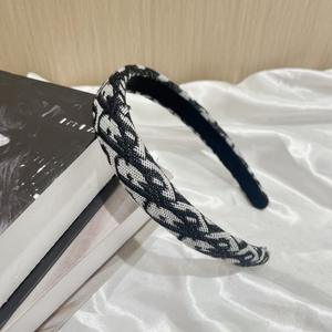 إكسسوار شعر نسائي بإسفنجة عالية ومنقوش بالزهور بتصميم كلاسيكي، طوق رأس ضاغط للشعر متعدد الاستخدامات للتنحيف وإبراز البياض - Product Image 6