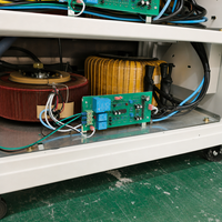 Stabilisateur de tension automatique SMT fiable 20 kVA à bobine en cuivre pour assemblage de circuits imprimés OEM triphasé 380 V