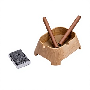Cenicero Cuadrado de Madera para Escritorio, Diseño Minimalista, Acabado en Madera Natural, para Uso Doméstico - Product Image 3