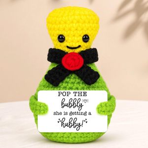 Cadeau tricoté pour poupée, fil vert et jaune, crochet fait main, positif et optimiste, Fête des Pères RY-SW-025 - Product Image 4
