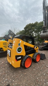 รถตักล้อยางขนาดเล็ก Caterpillar CAT 246C มือสอง รุ่น CAT246D ผลิตในญี่ปุ่น ราคาถูก ขาย - Product Image 6