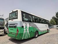 Autocar de tourisme diesel d'occasion de 2015, 39 places, pour les voyages longue distance, les transferts aéroportuaires et les services touristiques