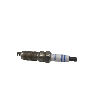 OE 31330450 de haute qualité pour bougie d'allumage Bosch pour usine de réparation d'allumage automatique nouveau pour Ford Fiesta pour <span class=keywords><strong>Volvo</strong></span> S60 S80 V70 - Product Image 3
