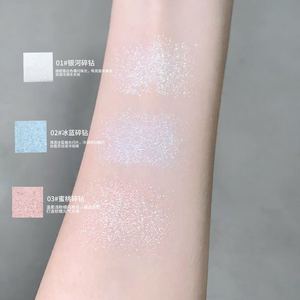 Iluminador en <span class=keywords><strong>Polvo</strong></span> Kakashow Diamond Shimmer 3.9g, Acabado Luminoso Natural, Larga Duración, Resistente al Agua, para el Rostro, Uso Diario - Product Image 6