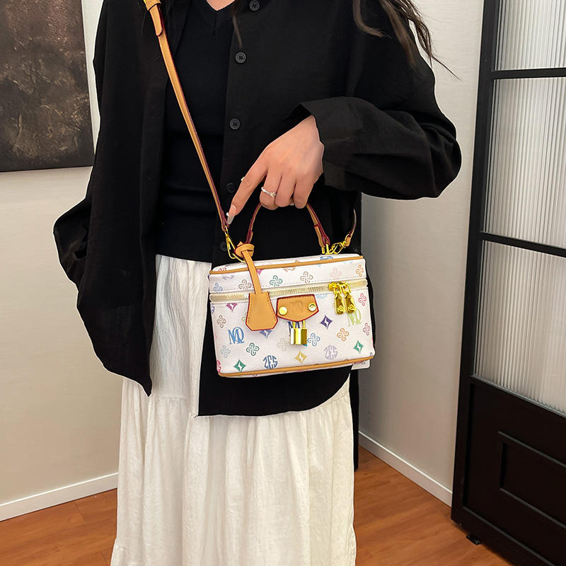 Designer Handbags Famous Brand Logos 2025 New Style