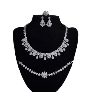 4Pieces Saudi Arabia Fashion Jewelry Set AAA Zircon Micro Platinum Set Chain Bridal Wedding Jewelry