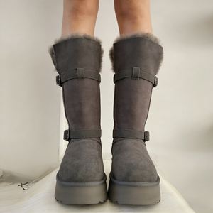 أحذية ثلج جلدية أصلية مقاومة للماء بكعب 3-5 سم - Product Image 2