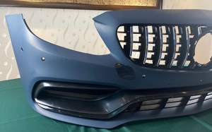 Pare-chocs avant BodyKit pour <span class=keywords><strong>Mercedes</strong></span> W205 <span class=keywords><strong>AMG</strong></span> 63S A2058802240 Contact Susan Yang + 86 15760316722 - Product Image 5