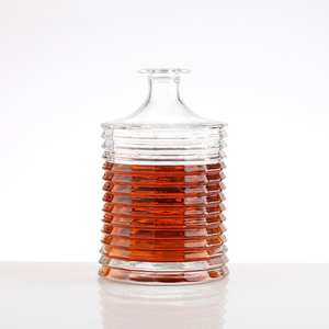 Bouteille en verre carrée française ronde transparente haute 700ml 500ml 250ml - Product Image 1