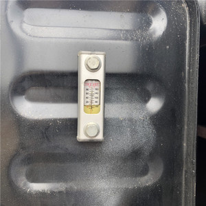 4x2 Dongfeng Marque 120hp Moteur Chargement 3 cbm 5 cbm Camions à <span class=keywords><strong>ordures</strong></span> <span class=keywords><strong>ménagères</strong></span> - Product Image 4