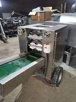 Automatisering Kokosnootvezel Extractiemachine Verse Kokosnootschil Crusher Machine Kokosnootprocesmachine