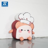 Modèle de personnage gonflable personnalisé en forme de pain grillé de dessin animé pour les activités de plein air, la décoration de festivals commerciaux