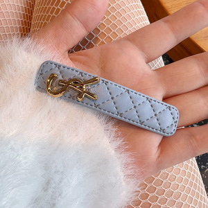 Pinza para el pelo de una sola línea con flecos laterales, de cuero con diseño de rombos sencillos estilo coreano INS y letra de estrella metálica - Product Image 2