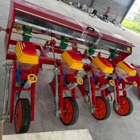 Semoir à maïs 4 rangs à prix d'usine avec fertiliseur pour tracteurs agricoles moyens et petits, monté sur tracteur