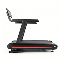 Tapis Roulant da Palestra con Velocità da 1.0 a 20 km/h, Area di Corsa 1650*560mm, Schermo da 21.5 Pollici, Ricarica Wireless per Telefono