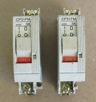 Lot 2: Pelindung Sirkuit Cp31fm 3a Cp31fm/3 1pole Set Lengkap Aksesoris PLC Industri: Sensor / Kontaktor / Relay