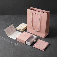 Boîtes d'emballage cadeau pour bijoux imprimées avec fermeture à cordon carré de la marque ITIS en gros, avec étui de voyage