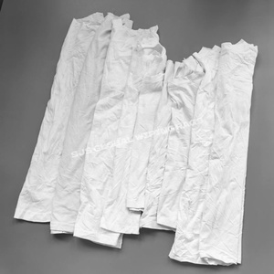 Trapos de tela 100% algodón, trapos blancos recuperados de camisetas, trapos industriales para pintores, paños de limpieza, trapos blancos reciclados de punto. - Product Image 1