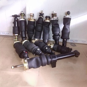 Sinotruck Faw ShacmanDfm Freightlinerトヨタヒュンダイボルボ用のカスタマイズされたヘビーデューティートラック部品フロントおよびリアショックアブソーバー - Product Image 4