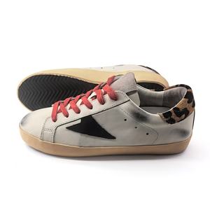 Chaussures de sport décontractées en daim noir et cuir véritable italien, style vintage, pour femmes, vente en gros - Product Image 1