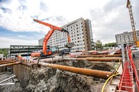 Трехсекционная телескопическая стрела для экскаваторов PC360/CAT336, 26 м, для сноса высотных зданий/вертикального демонтажа