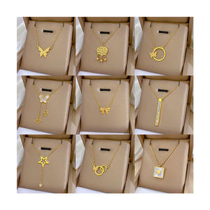 ミニマリストステートメント18Kゴールドメッキステンレススチールバタフライハートペンダントネックレス防水ジュエリーレディースアクセサリー - Product Image 1