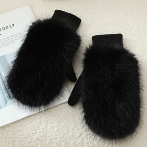 <span class=keywords><strong>Gants</strong></span> acryliques chauds d'hiver pour femmes Belle tendance <span class=keywords><strong>en</strong></span> <span class=keywords><strong>laine</strong></span> <span class=keywords><strong>en</strong></span> peluche Preuve du froid et populaire - Product Image 4