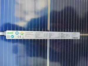 Jinko haute puissance 720W 715W 710W 705W 700W <span class=keywords><strong>Panneaux</strong></span> Pv de type N Panneau photovoltaïque bifacial pour système solaire - Product Image 3