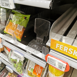 Système de poussoir de diviseur d'étagère à tabac en plastique automatique personnalisable poussoir de cigarette réglable présentoir en acrylique poussoir d'étagère - Product Image 1