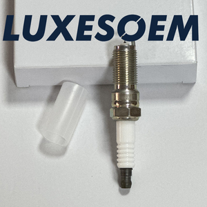 Bougie d'allumage LUXESOEM personnalisable de haute qualité SP-546 <span class=keywords><strong>PZK</strong></span> 14F, bougie d'allumage personnalisable, vente en gros, nouveau modèle - Product Image 1