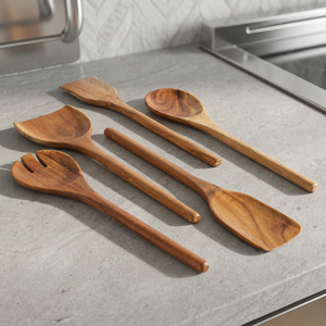 Cuchara de Cocina de Madera Segura para Alimentos, Acabado Lacado, Utensilios de Cocina de Madera Hechos a Mano a Precios Muy Competitivos - Product Image 1