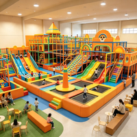 Équipement de terrain de jeux intérieur en métal coloré sur mesure, centre de divertissement familial de grande envergure, parc de trampolines, terrain de jeux clé en main