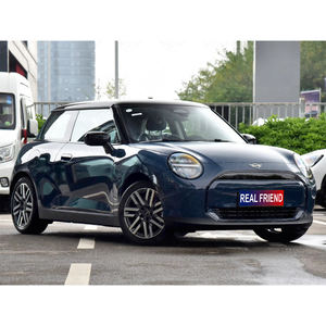 MINI Cooper E Classic Compact EV pas cher : Propulsion électrique, puissance de pointe de 135 kW, charge rapide en 0,5 h, <span class=keywords><strong>voiture</strong></span> de ville intelligente - Product Image 4