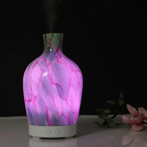 Nuevo Difusor de Aromaterapia de Escritorio, Humidificador Ultrasónico de Vidrio de 100 ml con Luz LED para Uso Doméstico - Product Image 5