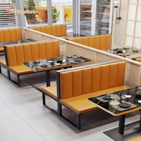 Spécialisé dans la conception manufacturière de meubles de restaurant, ensemble de chaises et de tables, décoration pour une solution unique
