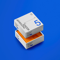 Vente en gros Carton rigide carré blanc mat de luxe 1000gsm 2 pièces Boîtes cadeaux avec couvercle et base en carton avec doublure éponge de gaufrage