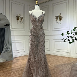 Serene Hill LA72882 Vestidos de Noche de Lujo Color Caramelo con Cuentas y Capa Desmontable Corte Sirena para Fiestas Formales para Mujer - Product Image 6