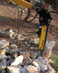 Casse-pierre hydraulique SQ 30 de type boîte, moteur pour excavatrices de 2,5 à 4,5 tonnes, mini-chargeuses compactes, excavatrices robotisées, garantie 1 an, fabriqué en Chine - Product Image 1