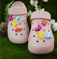 Boutons décoratifs exquis en gros personnalisés accessoires de chaussures en PVC divers accessoires de fleur de chaussure